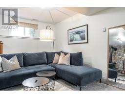 143 GREENWOOD DRIVE - 26