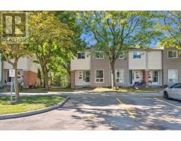 39 - 40 IMPERIAL ROAD N - 2