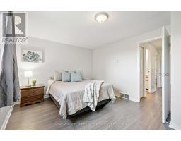 39 - 40 IMPERIAL ROAD N - 22
