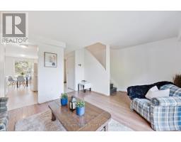 39 - 40 IMPERIAL ROAD N - 9
