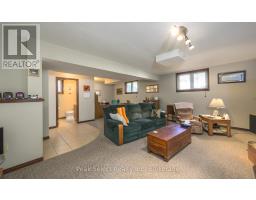 220 REGAL DRIVE - 30