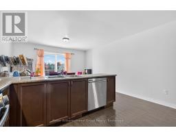 928 HANNAH AVENUE S - 12