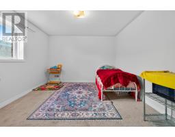 928 HANNAH AVENUE S - 29