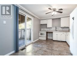 568 DEVON STREET - 18