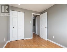 568 DEVON STREET - 29