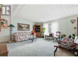 14 FAIRVIEW CRESCENT - 10