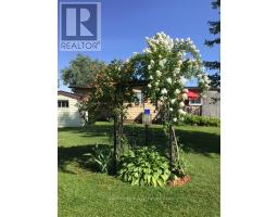 14 FAIRVIEW CRESCENT - 27