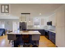 156 SPARLING STREET - 10