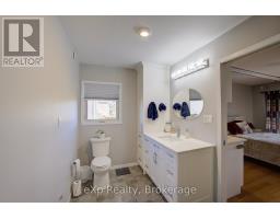 156 SPARLING STREET - 18