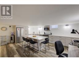 156 SPARLING STREET - 27