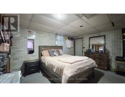 1 ALEXANDER STREET - 33