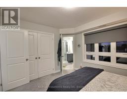 35 - 287 CHAPEL HILL DRIVE - 12