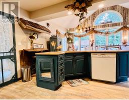 14 MCDONALD STREET W - 14