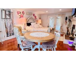 14 MCDONALD STREET W - 22