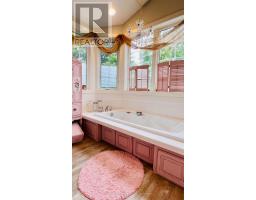 14 MCDONALD STREET W - 31