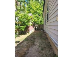 190 COLBORNE STREET - 3