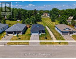 142 ELLEN STREET - 2