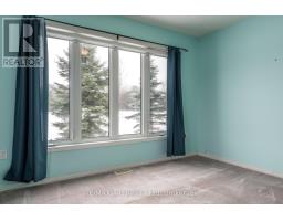 32 - 30 ANN STREET - 23