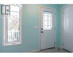 32 - 30 ANN STREET - 5