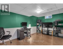 17 DOGWOOD DRIVE - 24