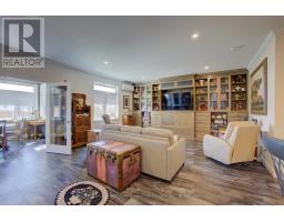 33 - 375 MITCHELL ROAD S - 13