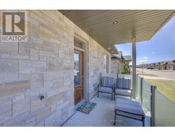 33 - 375 MITCHELL ROAD S - 4