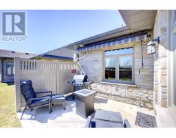 33 - 375 MITCHELL ROAD S - 40