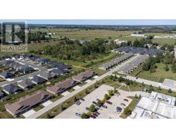 33 - 375 MITCHELL ROAD S - 45