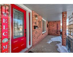 231 WHITELOCK STREET - 6