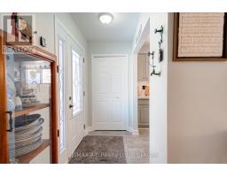 231 WHITELOCK STREET - 7