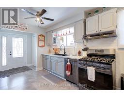 231 WHITELOCK STREET - 9