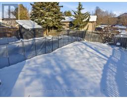 7 KENNER CRESCENT - 42