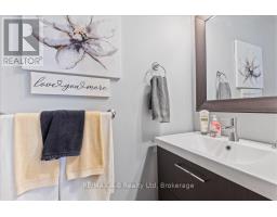 27 - 20 SOUTHVALE ROAD - 17