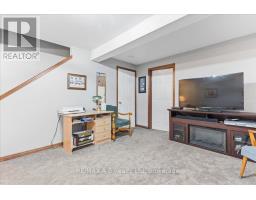 27 - 20 SOUTHVALE ROAD - 29