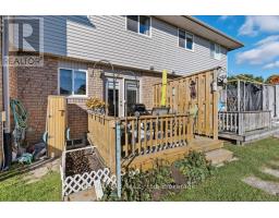 27 - 20 SOUTHVALE ROAD - 35