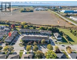 27 - 20 SOUTHVALE ROAD - 37