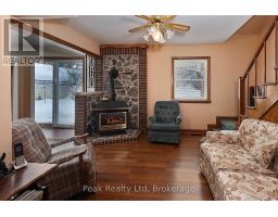 670 ELM AVENUE N - 17