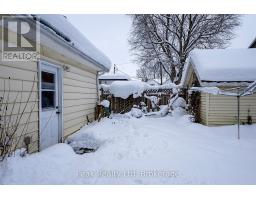 670 ELM AVENUE N - 35