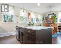 1C - 189 ELIZABETH STREET - 22