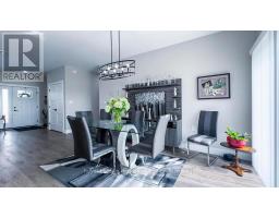 648 GLORIA STREET - 19