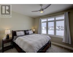 160 RIDGEWOOD CRESCENT - 22