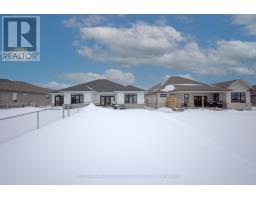 160 RIDGEWOOD CRESCENT - 36