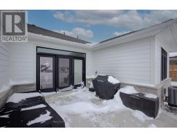 160 RIDGEWOOD CRESCENT - 38