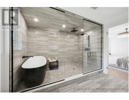 16 CADENCE COMMON - 8