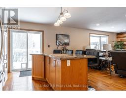 332 WIDDER STREET E - 16