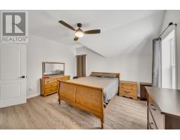 73 HOPE STREET E - 22