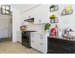 298 DOLMAN STREET - 8