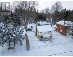 183 HURON ROAD - 3
