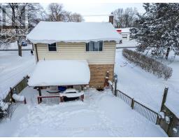183 HURON ROAD - 32