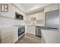 1810 - 15 WELLINGTON STREET S - 13